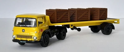 Gilbow 99633 Bedford TK Artic 1 Axle Flatbed Trailer with Crates British Rail - Image 1 of 4