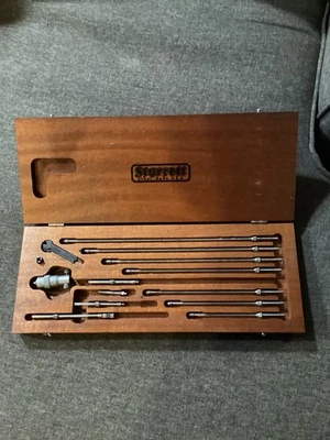 Vintage Starrett No. Conjunto de micrômetros de profundidade 124-B Machinist com estojo de madeira - Imagem 1 de 2