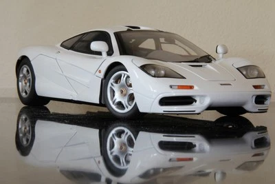 1/18 AUTOart McLaren F1 - White 76004 Diecast Car Model Used - Image 1 of 3