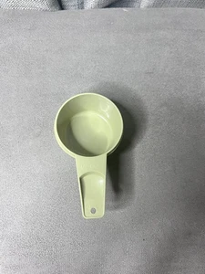 Vintage Tupperware Salbei Avocado grün 1/2 Tasse 764-1 Küchenutensilien - Bild 1 von 4