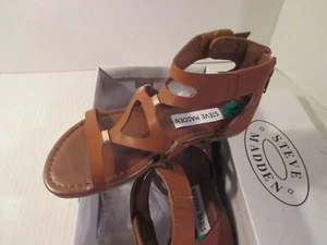 Steve Madden Jleena Mädchen-Sandale cognacfarben Größe 12 neu im Karton - Bild 1 von 11