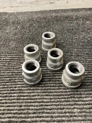 NEW Lot of 5 Reducing Coupling Galvanized 1" x 3/4" - Image 1 of 4