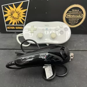 Nintendo Wii Classic Controller + Nunchuck CLEANED + TESTED FREE TRACKED POSTAGE - Picture 1 of 12