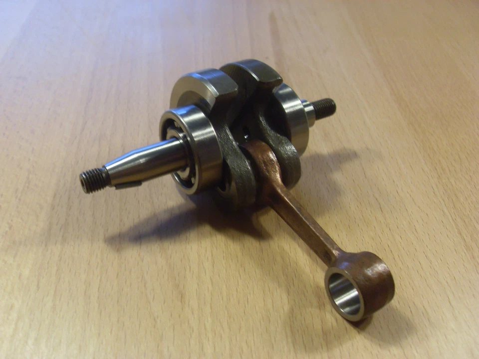 Crankshaft dolmar Ms 3300 Ms 3310 Ms 340 Ms 341U Ms 400 Ms 4010 MS-4011 - Image 1 of 1