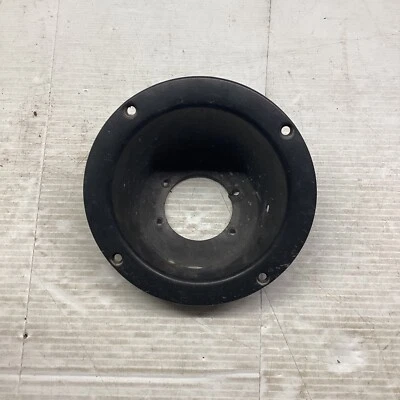 Bisel de cuello de llenado de combustible Jeep Wrangler 1997-2006 TJ 52127675AC Foto 1 de 3