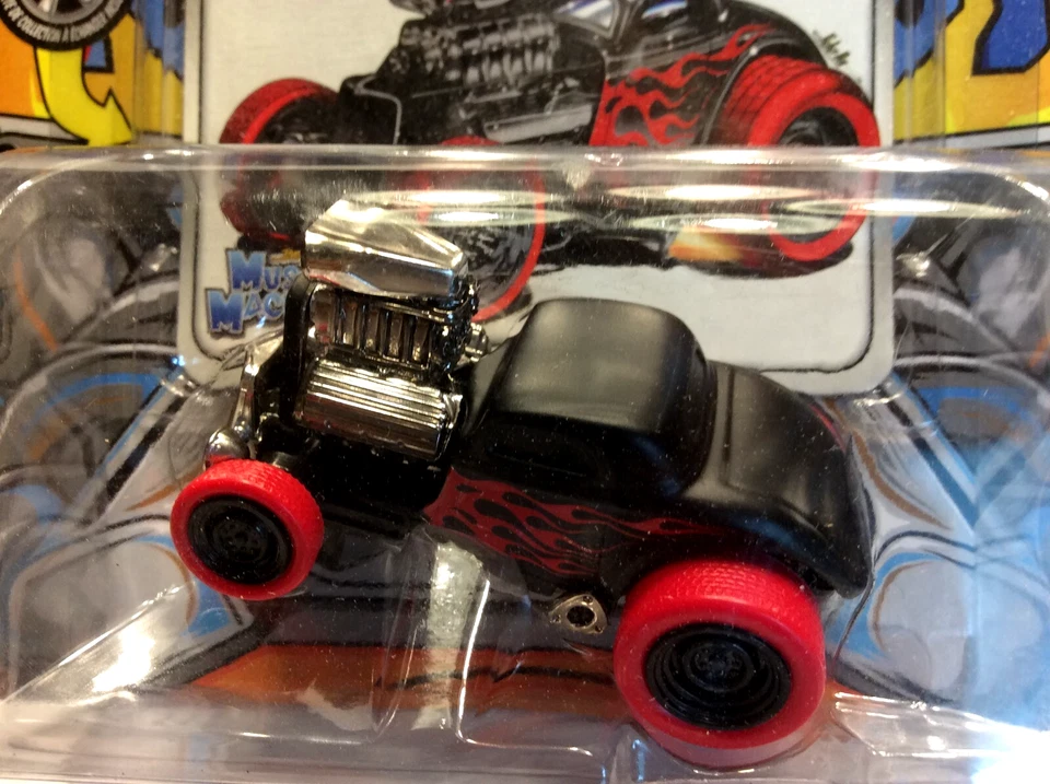 THE ORIGINAL MUSCLE MACHINES 1933 FORD COUPE -   1/64 - 33 STREET ROD  - Image 1 of 3