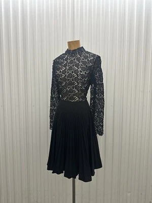1950’s/1960’s Lou Rose Black Lace Eyelet Long Sleeves Mini Dress Foto 1 de 4
