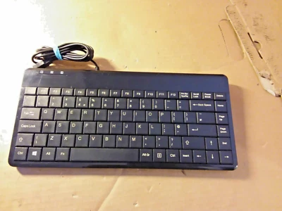 Perixx PERIBOARD-409 Wired USB Mini Keyboard, Black, UK Layout - Image 1 of 4
