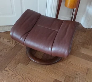 Ekornes Stressless Brown Leather "Tilting" Footstool Wood Base Lovely Condition. - Picture 1 of 4