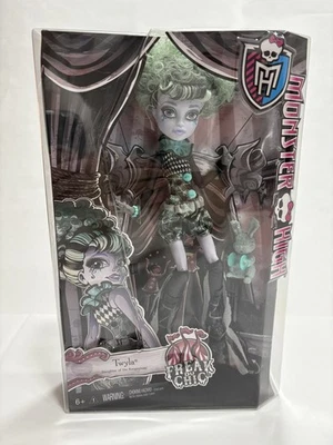 Muñeca de Moda Monster High Twyla - Freak du Chic 2014 - Caja Original Sin Abrir Foto 1 de 4