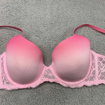 Sujetador push up rosa No Boundaries 38DD Foto 1 de 4