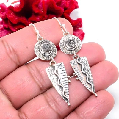 Pendiente de plata de ley 925 hecho a mano de ágata de titanio negro 2,34" E83210 Foto 1 de 4