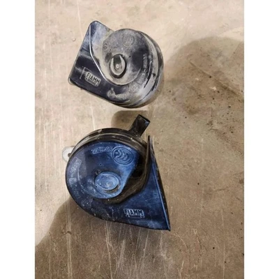 MINI COOPER HORNS -  HIGH NOTE HORN TONE and LOW NOTE HORN TONE - Image 1 of 2