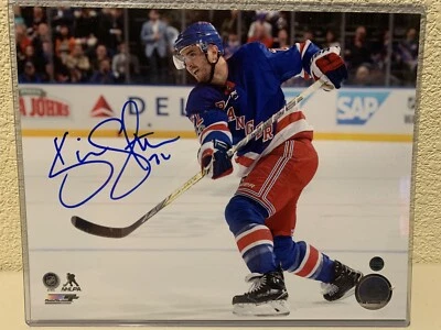 Foto Steiner 8x10 firmada por Kevin Shattenkirk de los New York Rangers Foto 1 de 4
