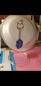 Blueberry Glitter Lips Glow In The Dark Keychain - Bild 1 von 3