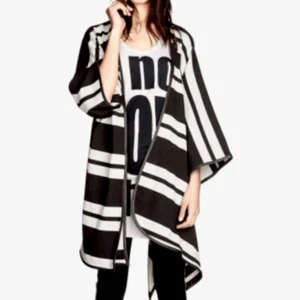 H&M Women's Small Poncho Cardigan Long Oversized Knit Viscose - Picture 1 of 6