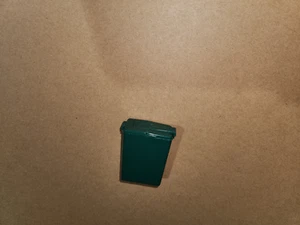 Tupperware Mini Salt & Pepper Shakers - Picture 1 of 2