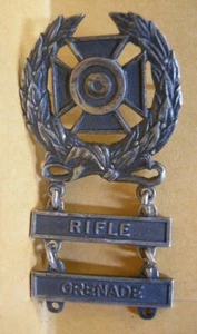 USA Military Record Fire Award Badge. EXPERT Level. 1950's. STERLING SILVER. NoR - Picture 1 of 5