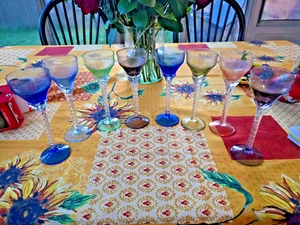 Set bicchieri da liquore cordiali vintage soffiati a mano multicolore steli attorcigliati trasparenti /8 - Foto 1 di 17