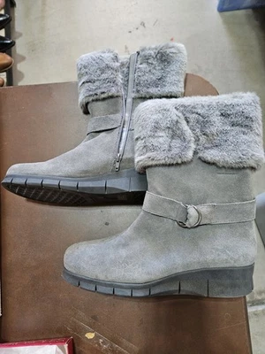 Женские сапоги - Изображение 1 из 4