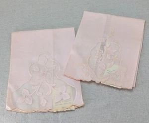 Pair Madeira Pink Hand Fingertip Towels NOS with Tags Butterfly Floral Vintage - Picture 1 of 7