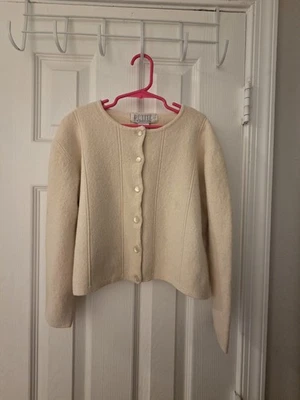 Petite Sophisticated Lambswool Sweater  Size Small Cream Color - Image 1 of 4