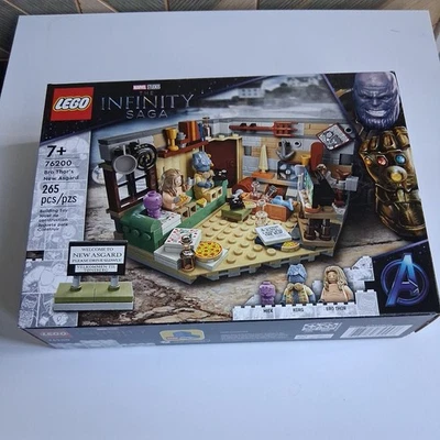 LEGO Marvel The Infinity Saga Bro Thor's New Asgard (76200) Fat Thor Minifigure - Image 1 of 3