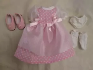 Miriam 13" Paola Reina Las Amigas Puppenoutfit rosa weiß gepunktet elegante Schuhe - Bild 1 von 5