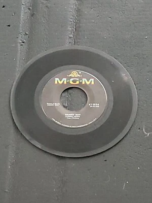 Conway Twitty 45RPM Danny Boy & Halfway To Heaven M.G.M - Image 1 of 2