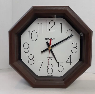 Reloj Madera Bulova Vintage Forma Octágono Madera Cuarzo Tiempo Números Árabes 10.25 Foto 1 de 4