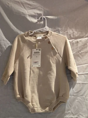 ☁️ Macacão Zara Home Kids bronzeado – 9–12M – NOVO - Imagem 1 de 2