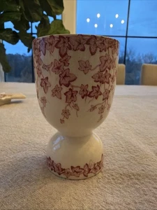 Crown Ducal Early English Ivy Pink Scalloped 3 ¾” Double Egg Cup(s) - Picture 1 of 9