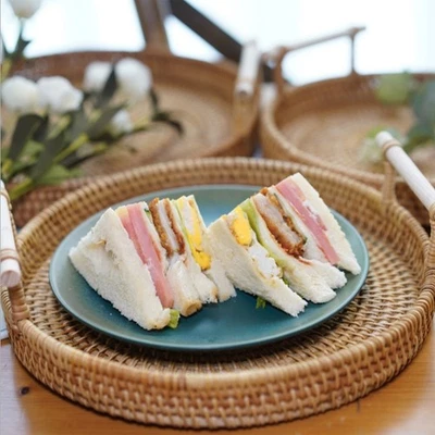 Round Rattan Bread Basket Woven Serving Tray With Handles For Cracker Dinner BT - Image 1 of 4