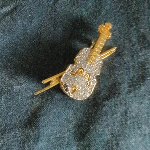 Butler Vintage Violin Pin Brooch With Rhinestones - Picture 1 of 24