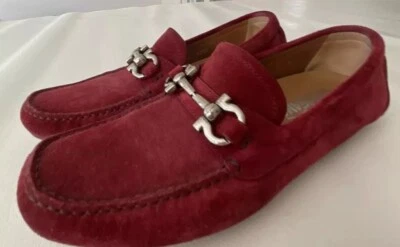 Usado en Excelente Condición Rojo Salvatore Ferragamo Mocasines Gamuza Talla 7 M Mujer Zapatos Con Caja Foto 1 de 4