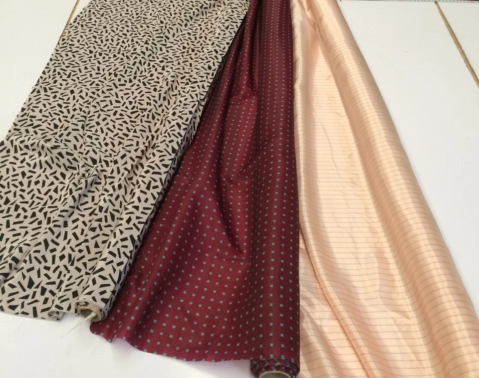 PRINTED POLYESTER LIGHTWEIGHT FABRIC : 110CM - 140CM WIDE :  GREAT FOR LINING - image 1 of 1