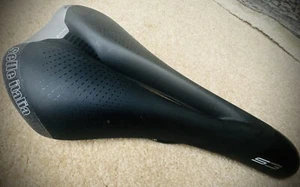 Selle Italia S3 Seat NEW. 10.7 Oz, 5.5x11” Comfort And High Performance - Picture 1 of 6