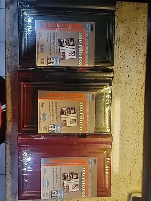 3 Pioneer двунаправленный 4 x 6 фотоальбомы держит 300 фотографий черный зеленый красный новый - Изображение 1 из 2