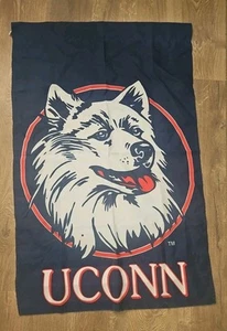 UCONN Huskies Vintage große 27,5 x 44" doppelseitige Haus/Banner Flagge. - Bild 1 von 4
