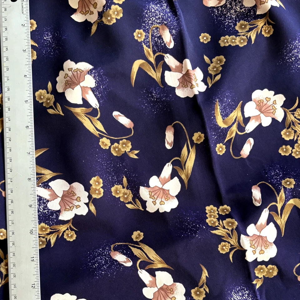 Purple and Gold Silk Floral Shirting Fabric 36in Wide x 2 Yards - Image 1 of 1