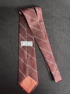 Corbata ajustada vintage Yves Saint Laurent YSL 100 % SEDA 100 % borgoña 57" x 3" - Imagen 1 de 4