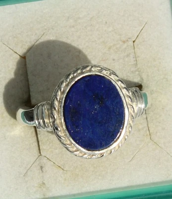 Retro Silver Lapislazuli Signet Intaglio Seal Ring - Image 1 of 4