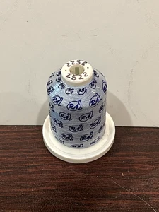 ROBISON ANTON RAYON SUPER STRENGTH THREAD #2500-2549 SOLIDS 1100 YARDS PER SPOOL - Picture 1 of 27
