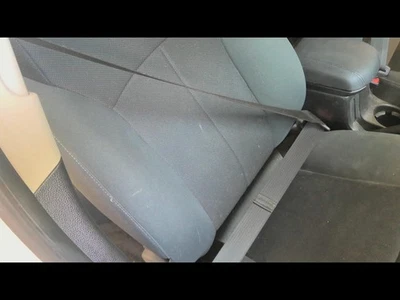 Used Front Right Seat Belt Front fits: 2011 Chevrolet Cruze bucket passenger ret Foto 1 de 4