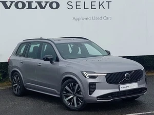 2025 Volvo XC90 2.0 B5P Plus Dark 5dr AWD Geartronic Estate Petrol Automatic - Picture 1 of 19