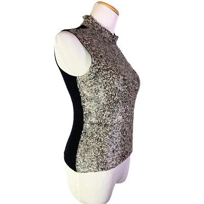 Top sin mangas con lentejuelas Votre Nom Collection talla S seda cachemir Foto 1 de 4