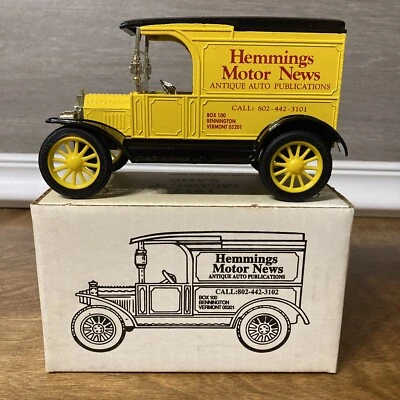 Ertl Modelo T Banco Hemmings Motor News 1917 Fundido a presión con llave y caja De colección Nuevo de Lote Antiguo Foto 1 de 4