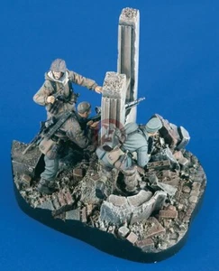 Viñeta Verlinden 1/35 Counter Strike Soldados alemanes Segunda Guerra Mundial con base (3 figuras) 1958 - Imagen 1 de 1