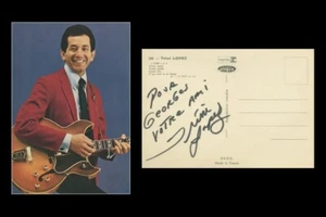 Trini Lopez (1937-2020) - Chanteur américain - Jolie photo dédicacée (au verso) - Bild 1 von 3