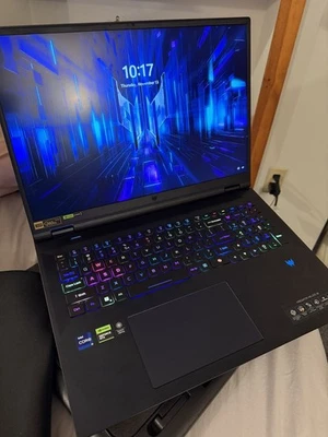 Acer Predator Helios 18 Laptop i9-14900 RTX 4080 2TB 64GB Ram PH18-72 - Bild 1 von 4